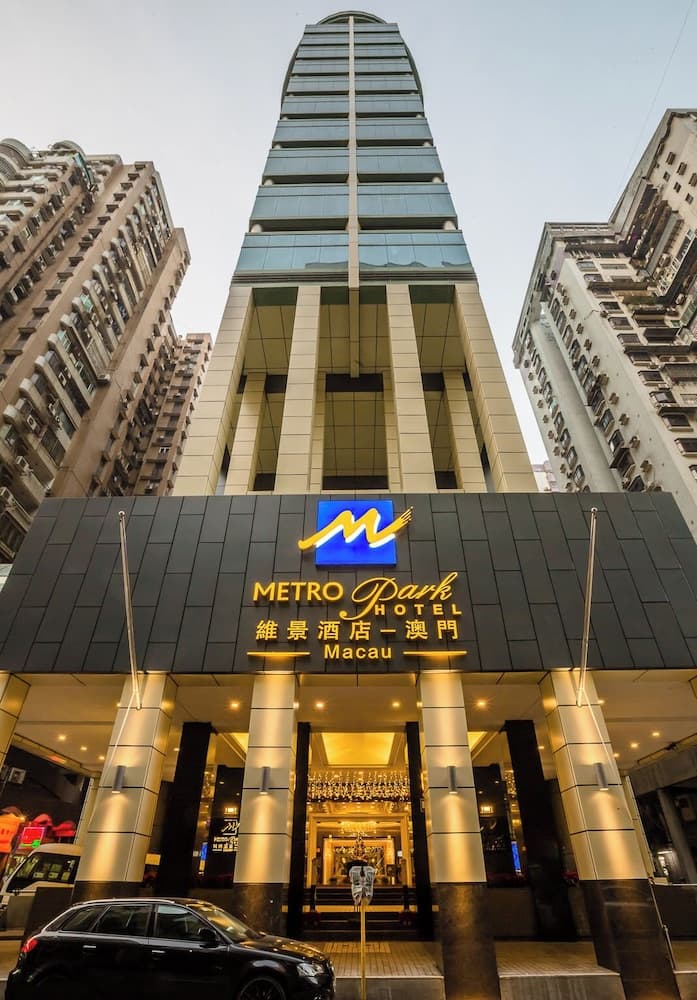 Metropark Hotel
