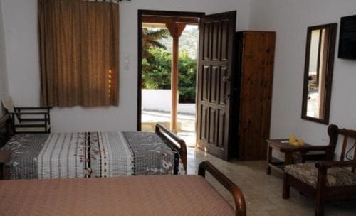 Studios Cavo Doro