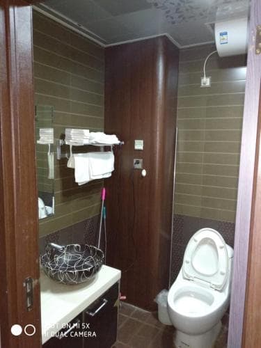 Comfortable Apartment Near Dongxin Plaza And Chaye Street