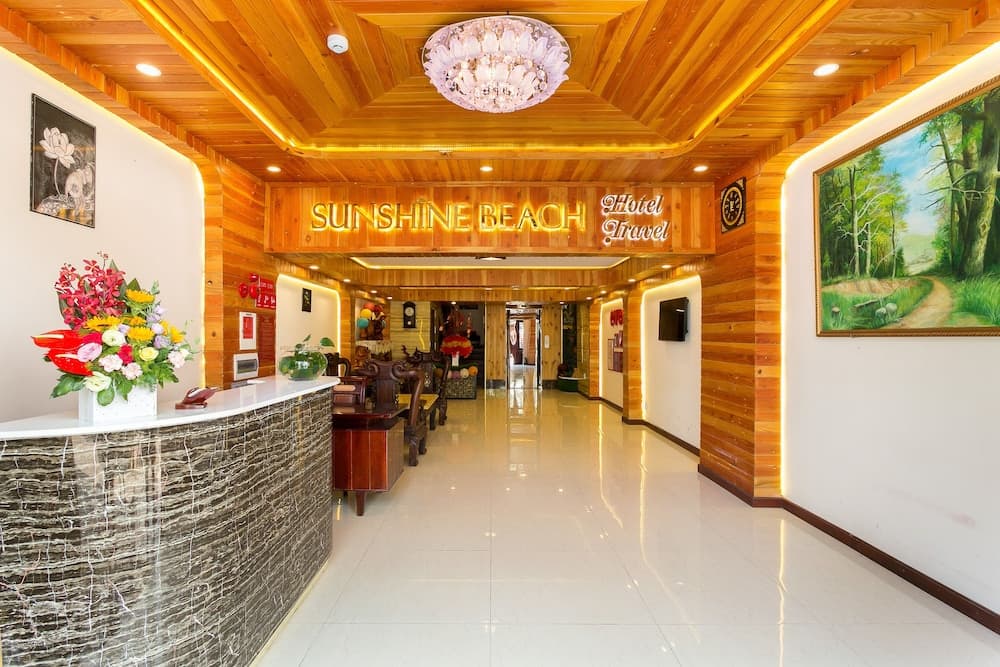 Sunshine Beach Hotel