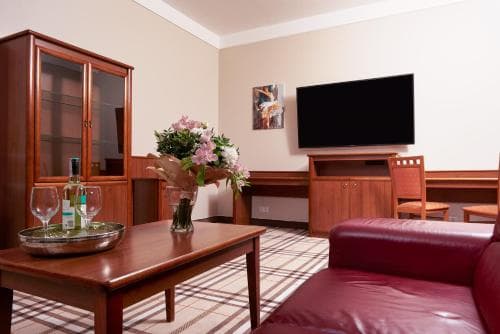 Hotel Anton by DNS