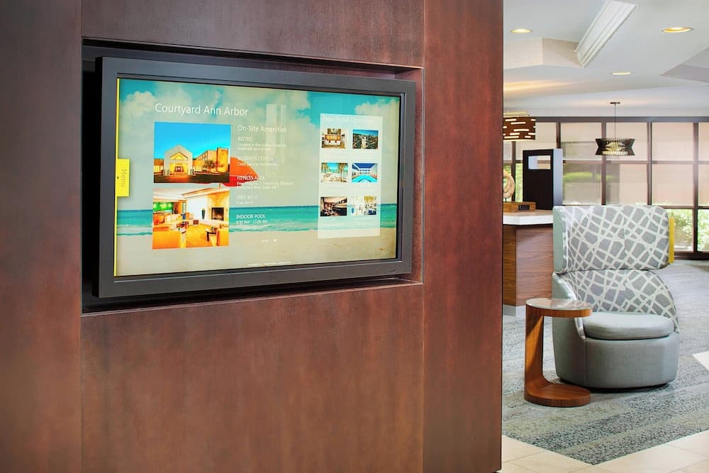 Courtyard By Marriott Ann Arbor