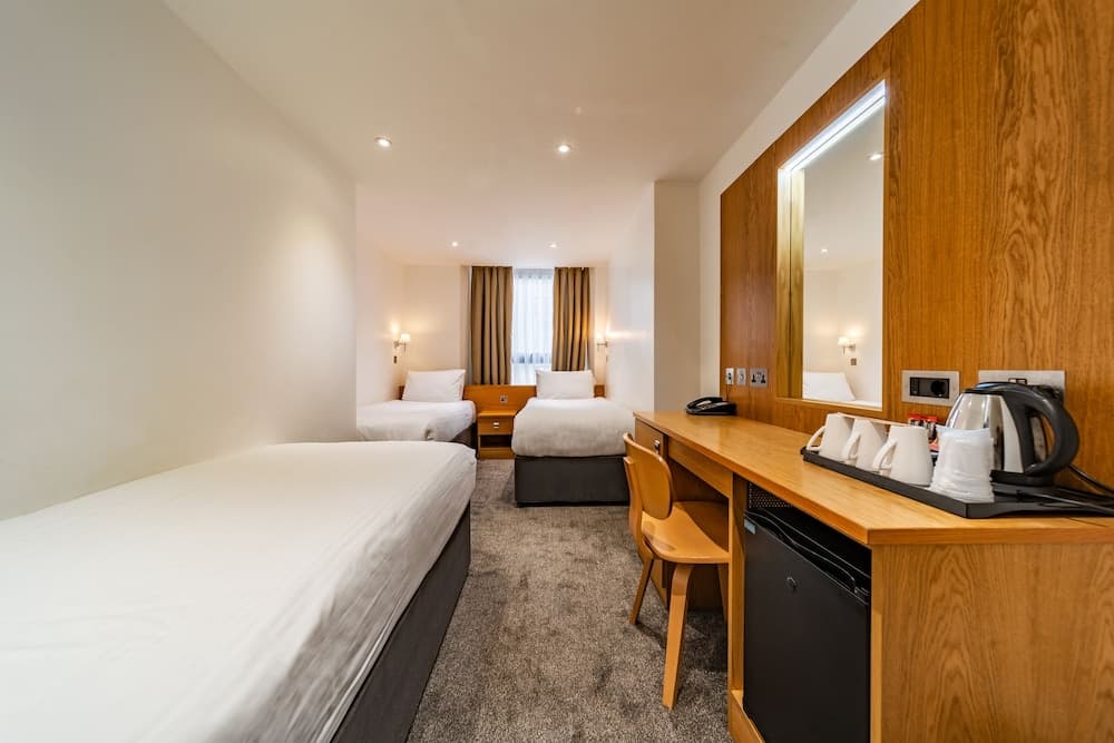 Central Park Hotel