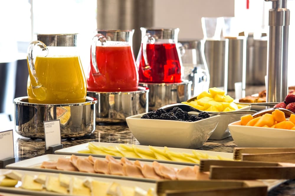 AC Hotel by Marriott Worcester