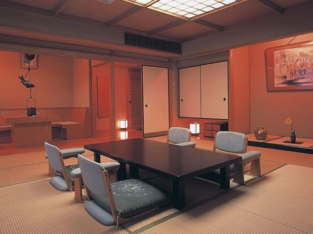 Yuzankaku