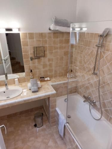 Hotel les Bouis