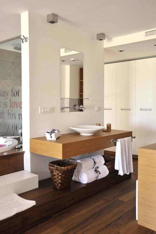 7800 Cesme Hotel