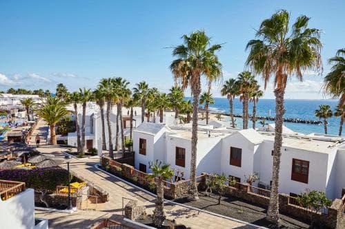Flamingo Beach Resort