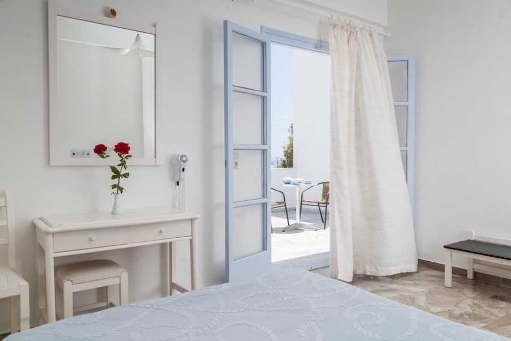 Areti Hotel