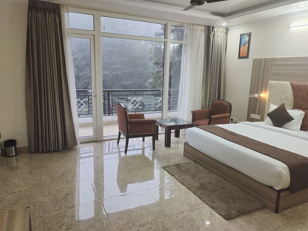 Hotel White Pearl