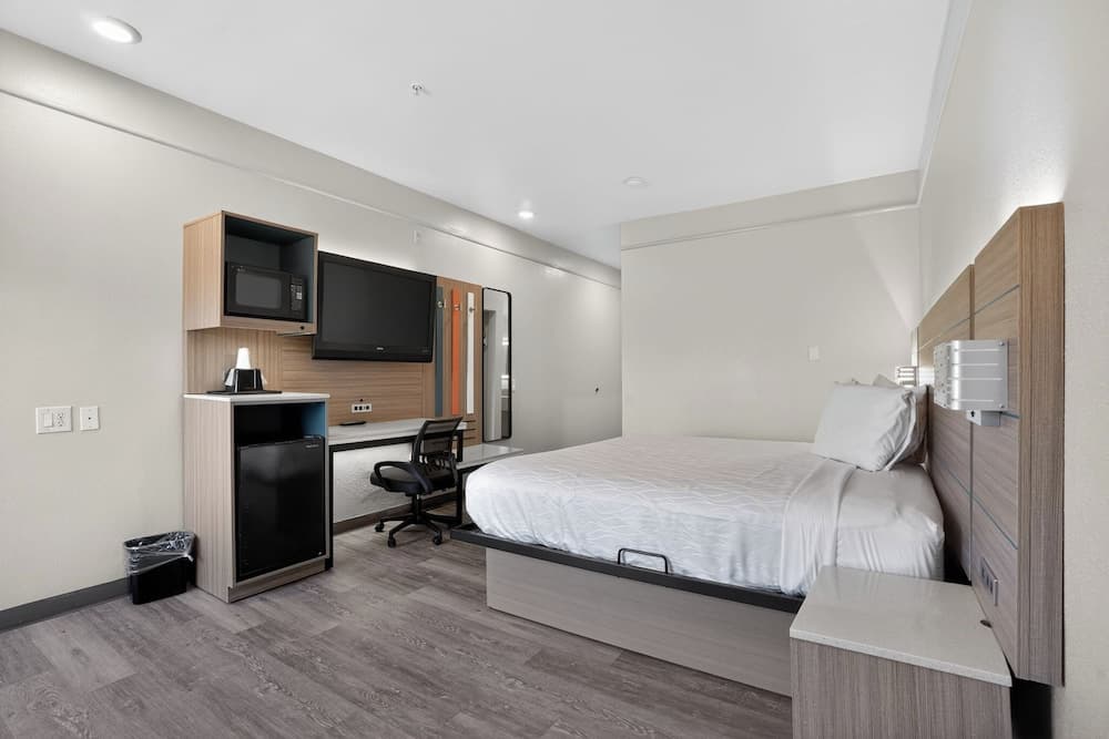 Motel 6-Houston, TX - Spring