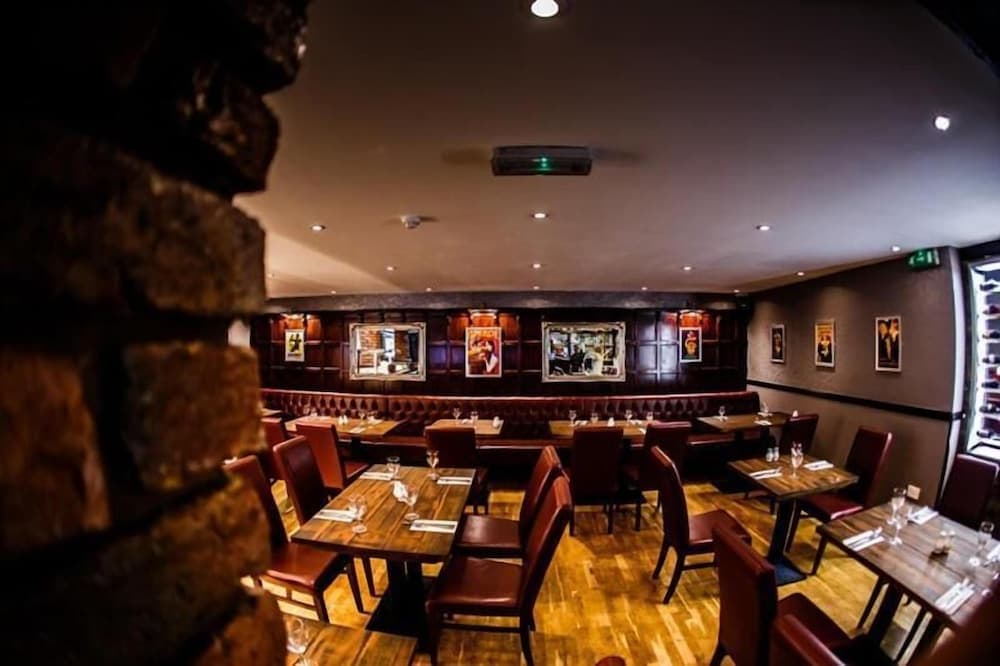 Briars Hall Hotel