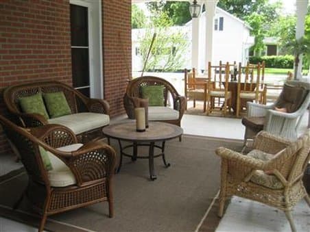 Grand Trillium Inn