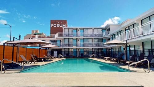 Forum Motor Inn