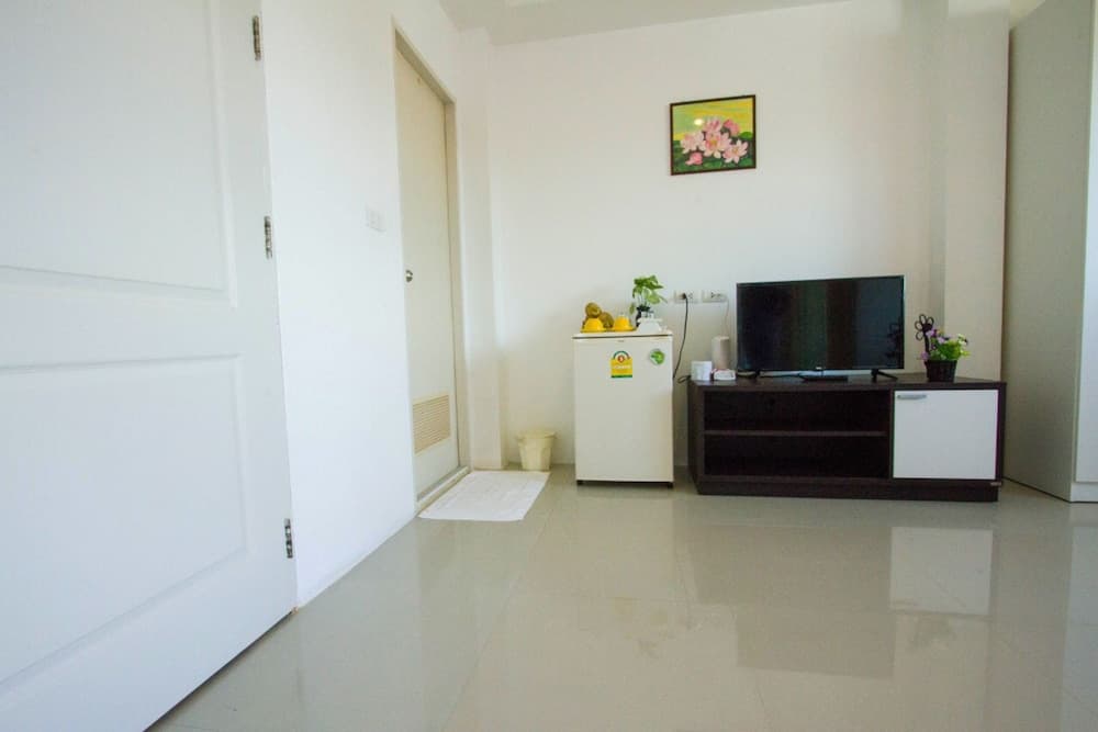 Lotus Suite Hua Hin