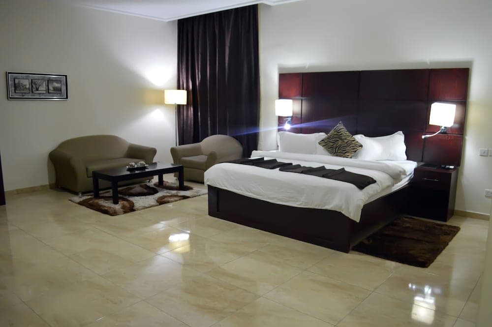De Santos Hotel