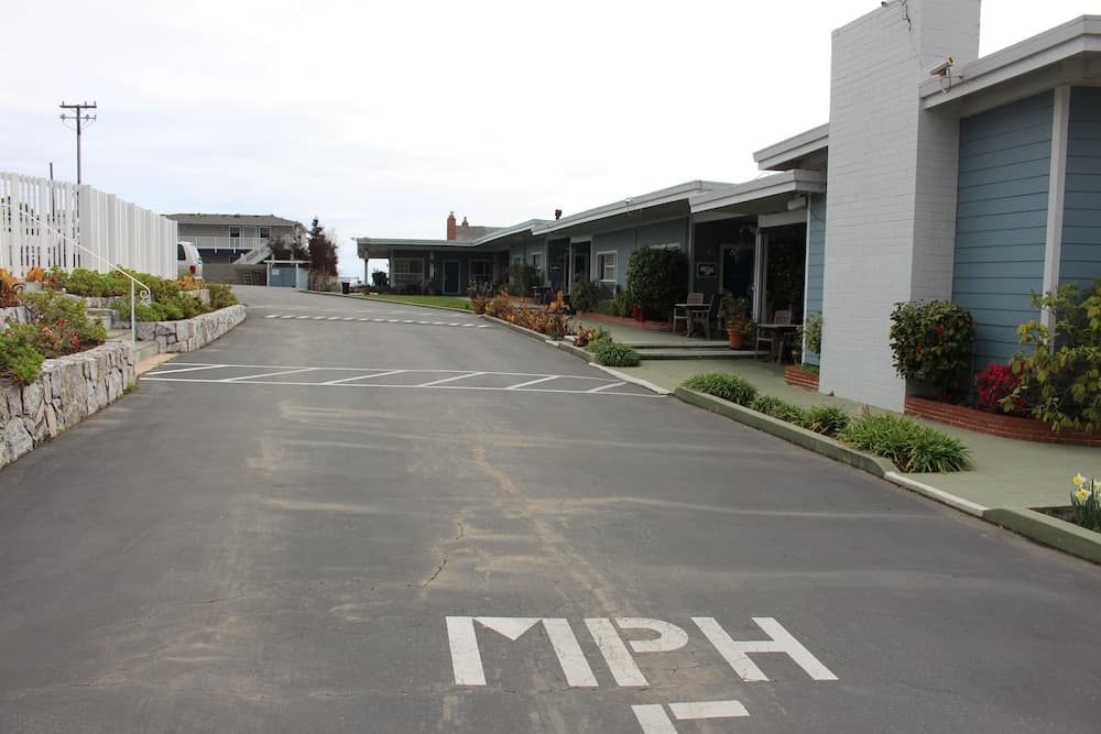 Edgewater Beach Inn
