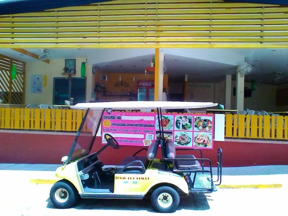 Lunarhut Resort