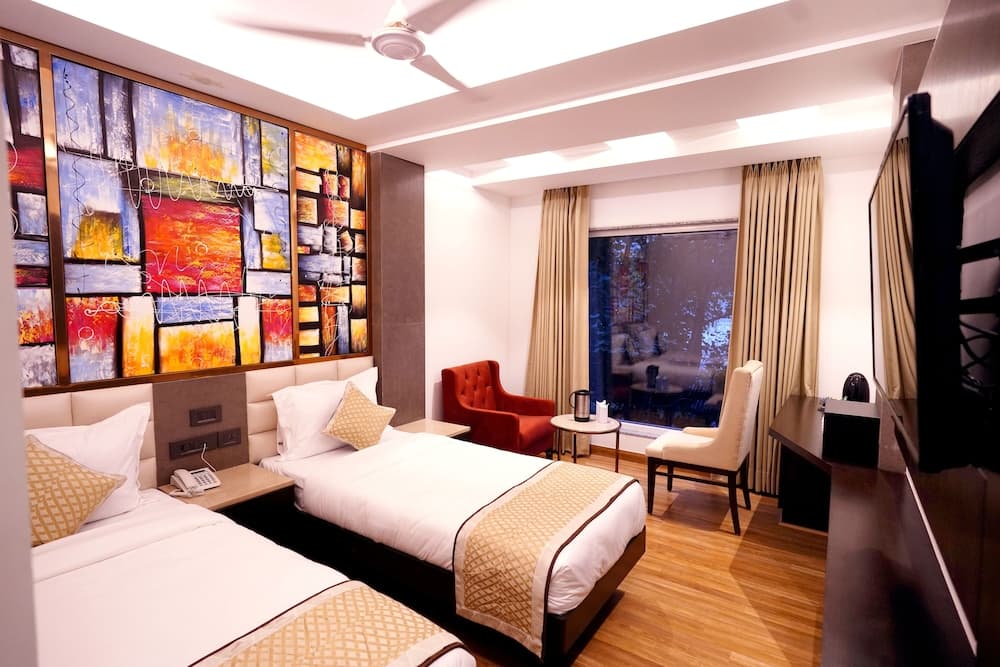 Hotel City Pride