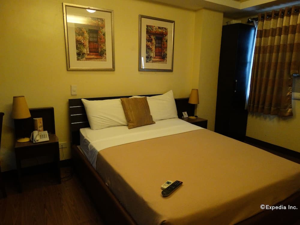 Silver Oaks Suites & Hotel