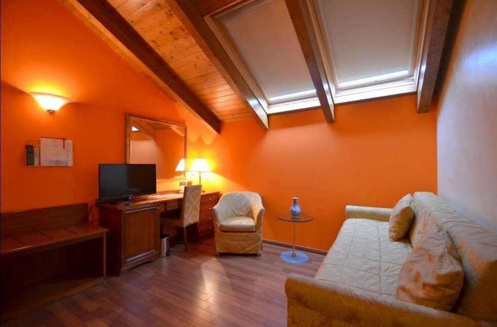 Hotel Vazzana