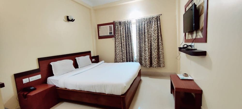 Goroomgo Annapurna Resort Puri