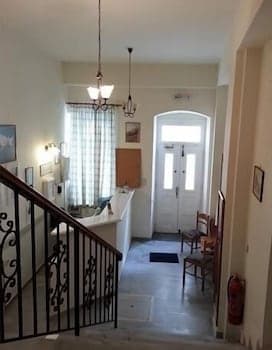 Syros Star