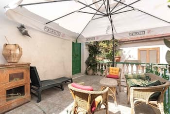 B&B Kirillos
