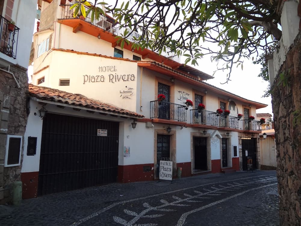 Hotel Plaza Rivera
