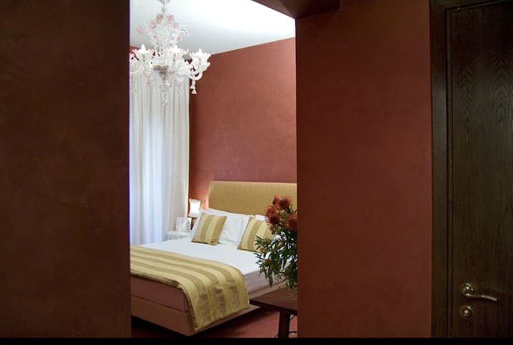 Hotel Columbia