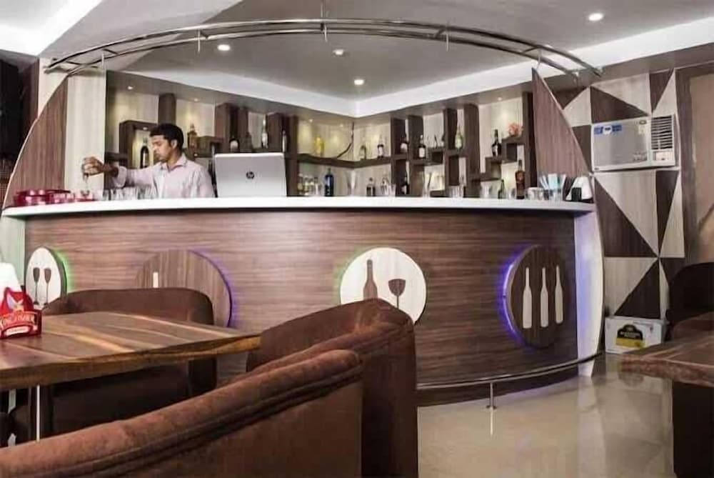 Hotel Blue Royal