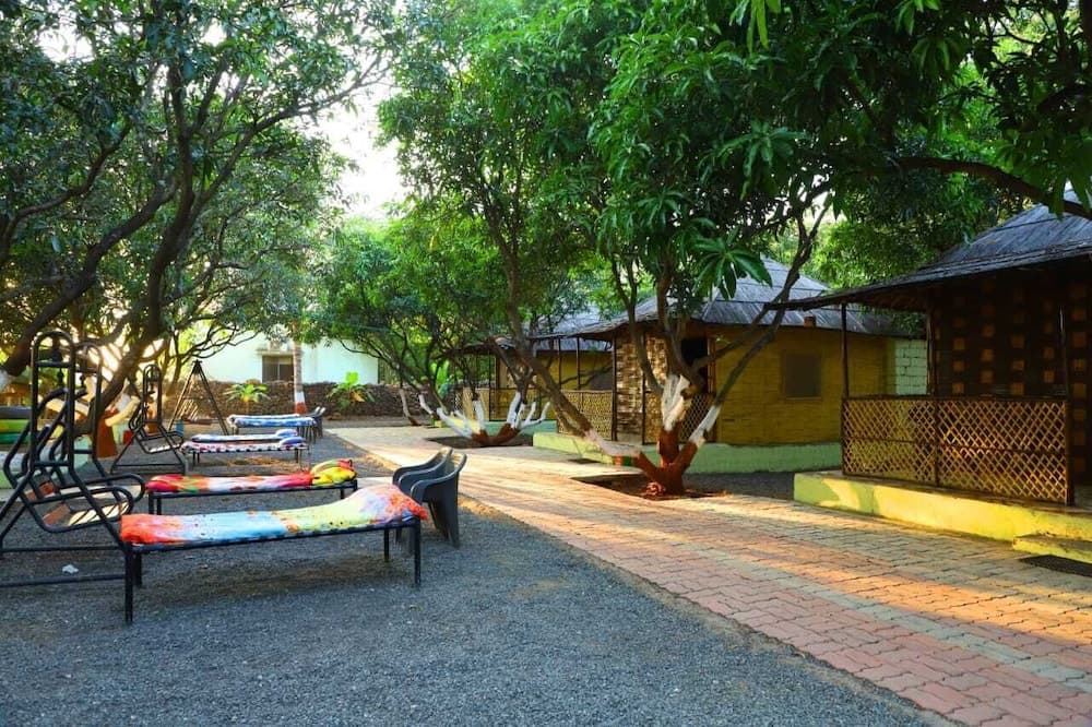 Radhe Farm (200mtr from Devaliya Park)