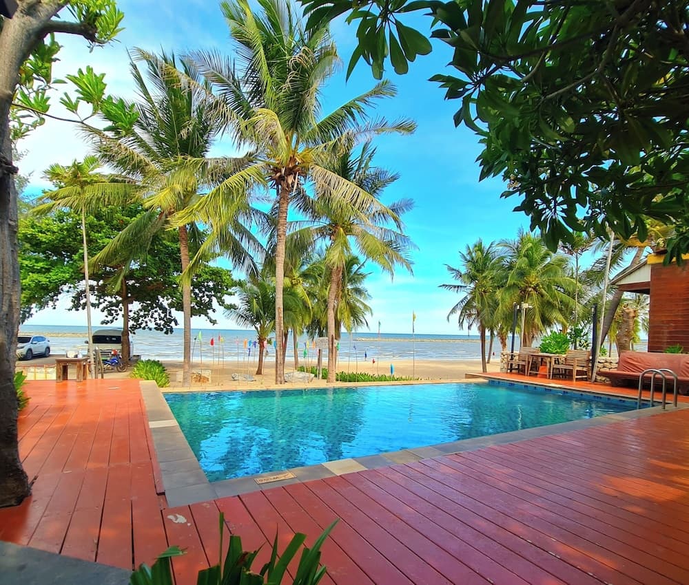 Chidlom Resort