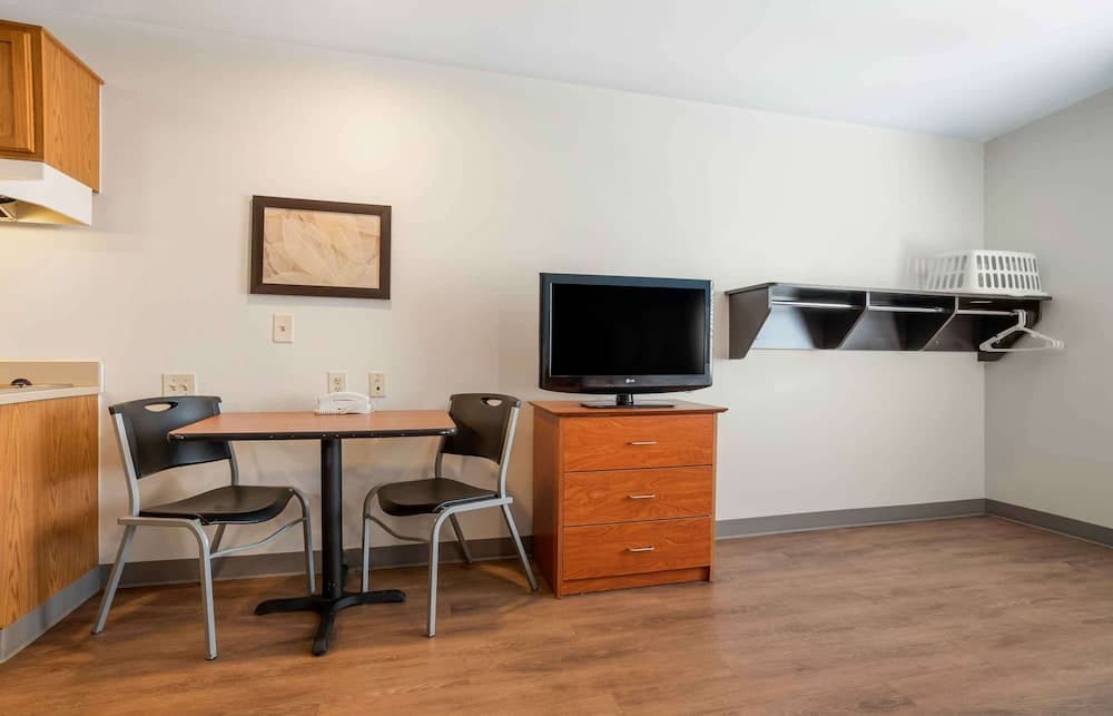 Select Suites Birmingham Bessemer