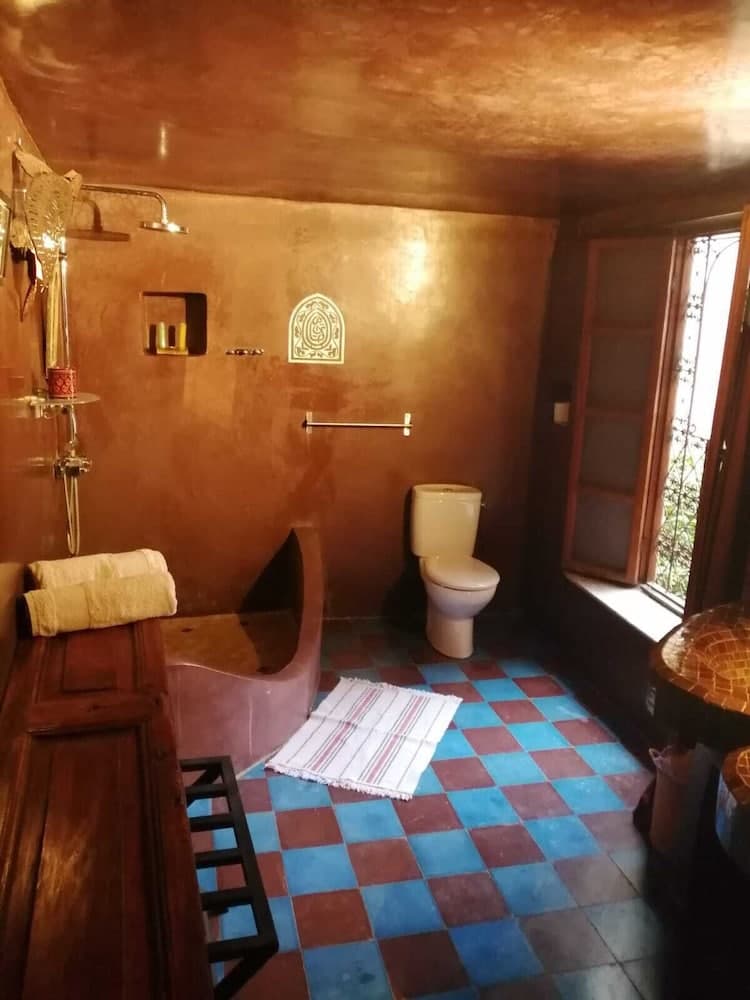 Riad Tara