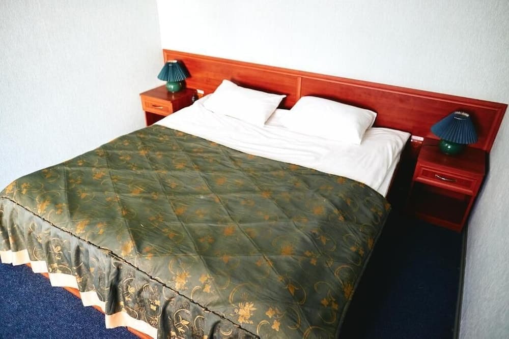 Nikotel Hotel