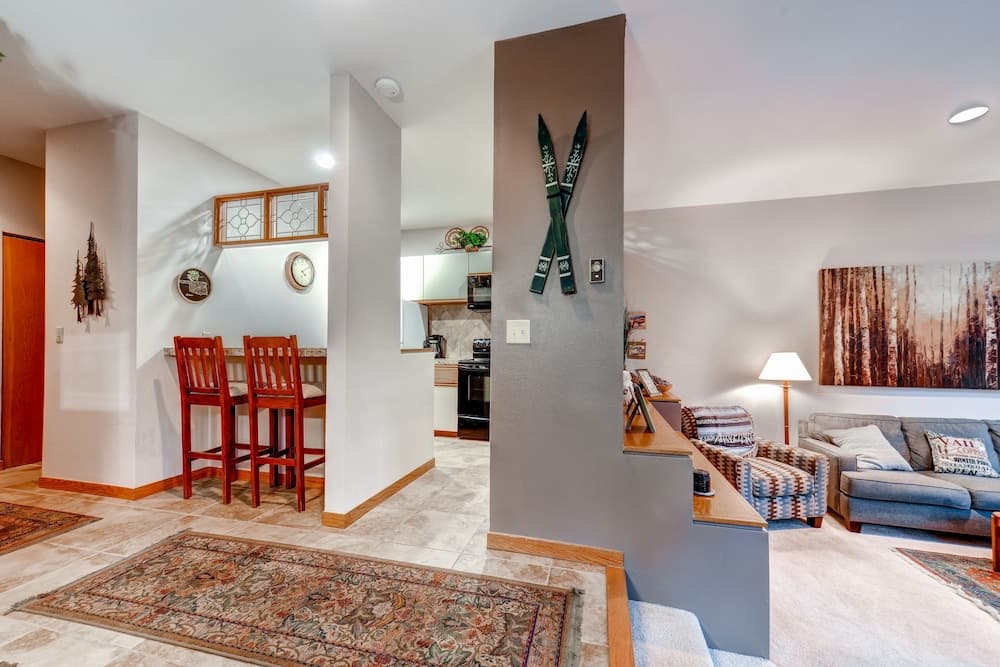 River Glen Condo 105A
