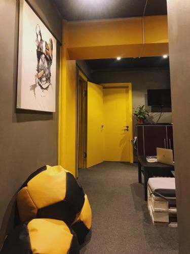Yellow Park Hostel