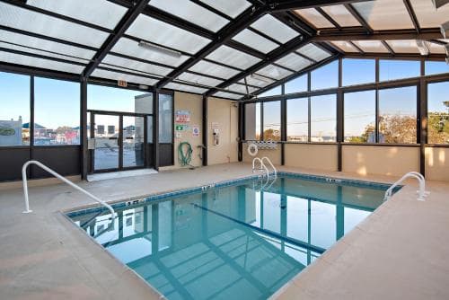 Brighton Suites Hotel
