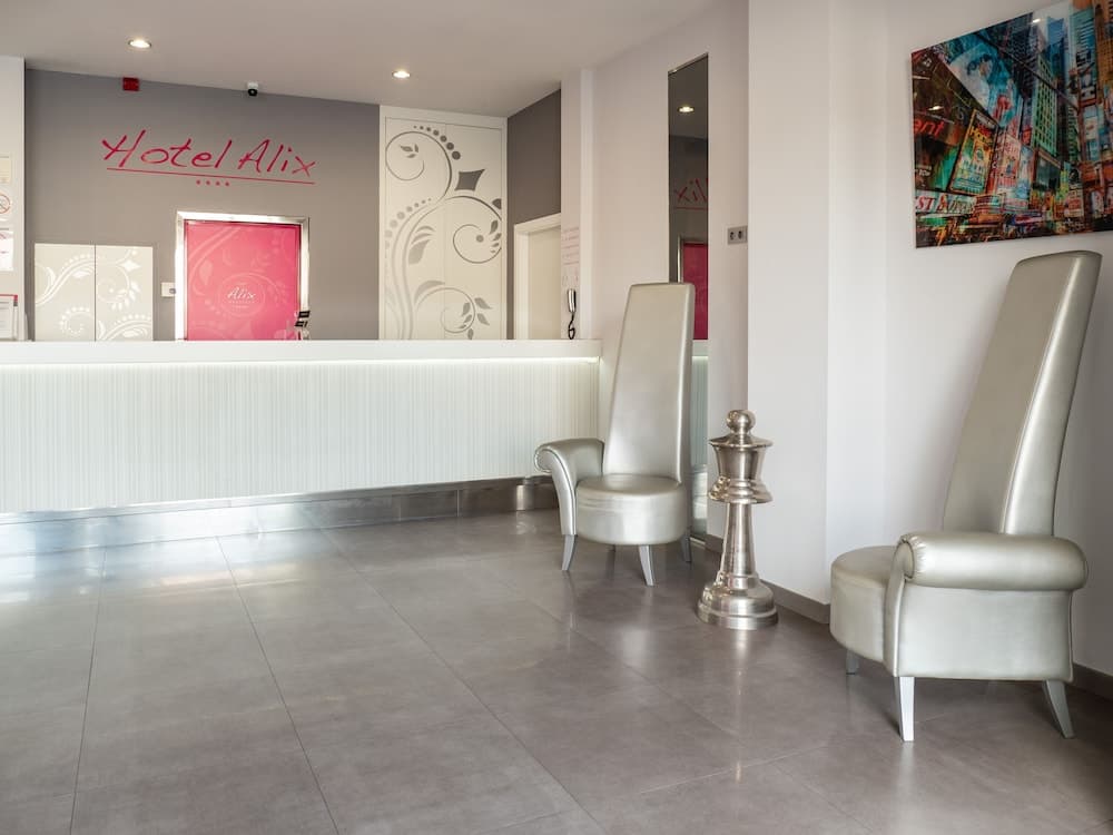 Alix Boutique