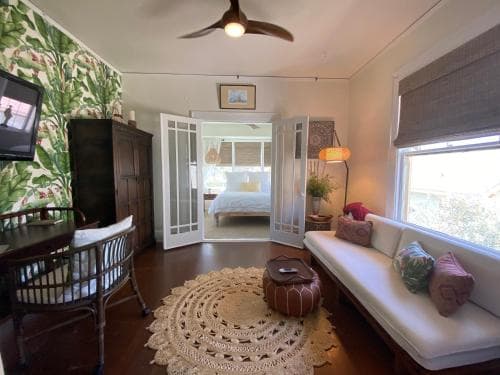 Avenue O Bed & Breakfast