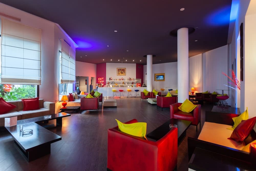 Smartline Petit Palais & Spa