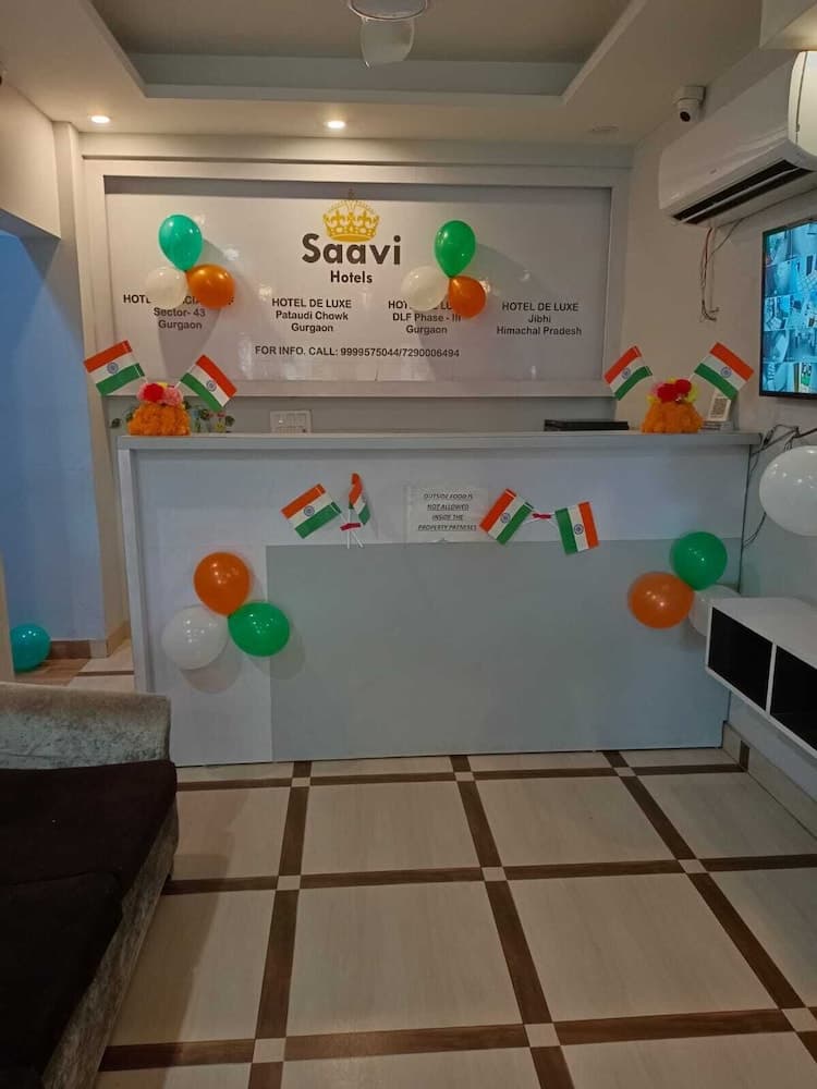 Saavi Hotel Sector 10
