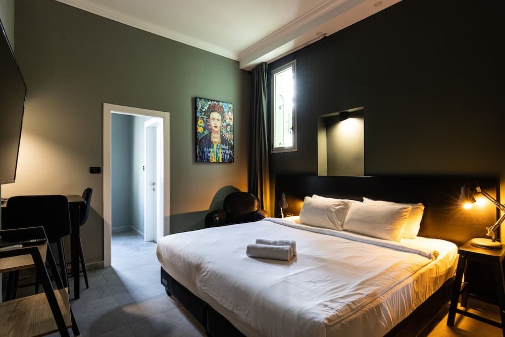 Residence Suites Hotel