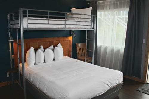 Salt Hotel