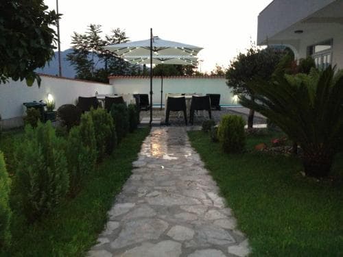 S Apart Bed & Breakfast