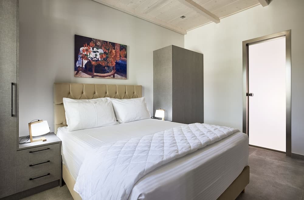Em Gard Suites