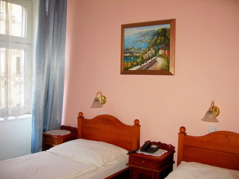 Opera Hotel