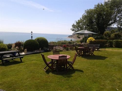 Cliff Hall Hotel
