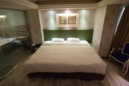 Alice Hotel